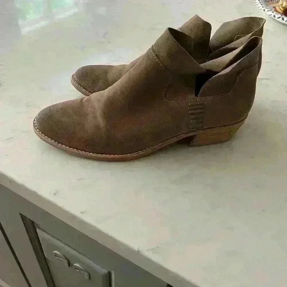 Dolce Vita Taupe Suede Kipp Bootie - Picture 1 of 8